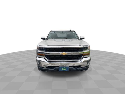 Silver Ice Metallic 2018 Chevrolet Silverado 1500 4WD Crew Cab 143.5" LT w/1LT
