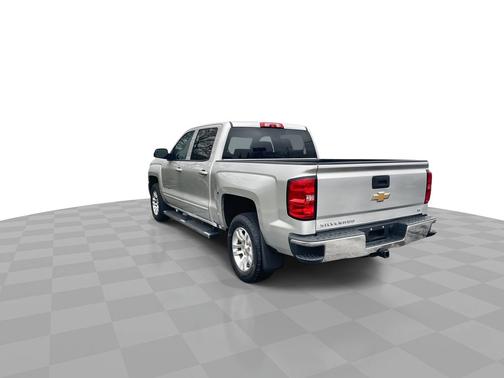 Silver Ice Metallic 2018 Chevrolet Silverado 1500 4WD Crew Cab 143.5" LT w/1LT