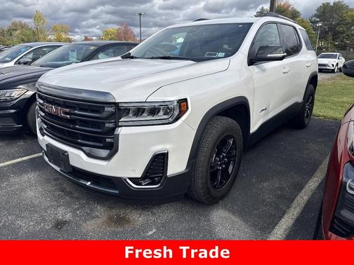 2023 GMC Acadia AWD AT4