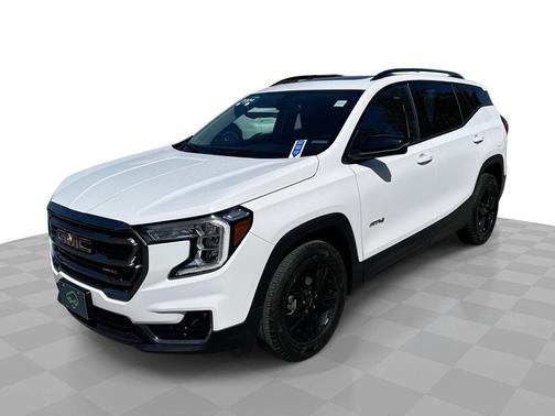 Summit White 2024 GMC Terrain AWD 4dr AT4