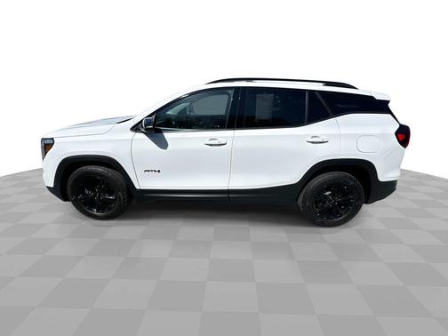 Summit White 2024 GMC Terrain AWD 4dr AT4