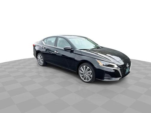 2025 Nissan Altima SL AWD
