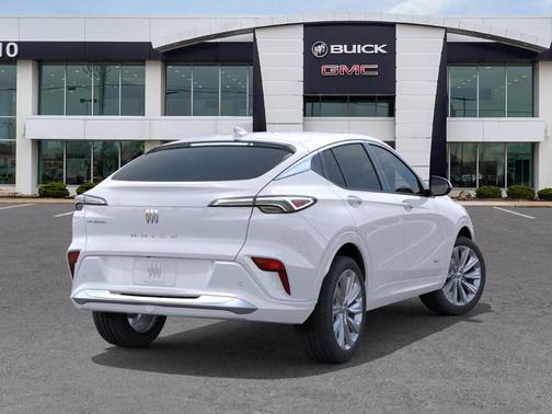 White Frost Tricoat 2026 Buick Envista FWD 4dr Avenir