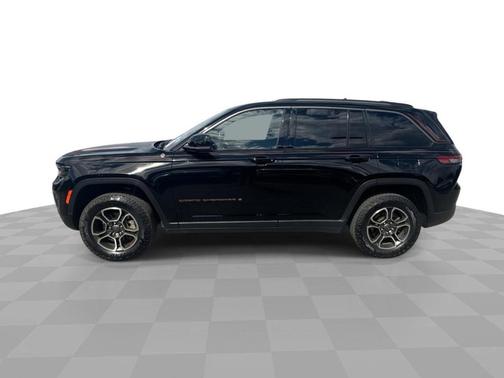 2022 Jeep Grand Cherokee Trailhawk