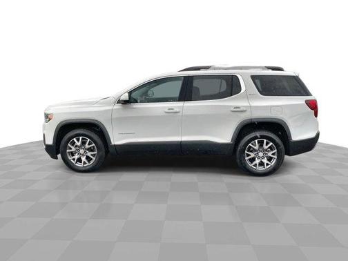 2022 GMC Acadia SLT
