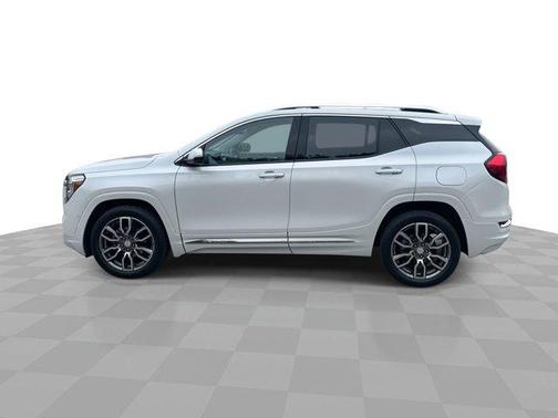 2022 GMC Terrain Denali