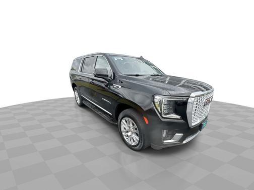 Onyx Black 2022 GMC Yukon XL 4WD 4dr Denali