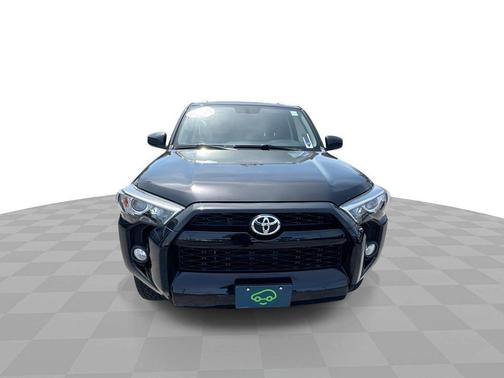 Midnight Black Metallic 2018 Toyota 4Runner SR5 4WD (Natl)