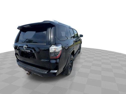Midnight Black Metallic 2018 Toyota 4Runner SR5 4WD (Natl)