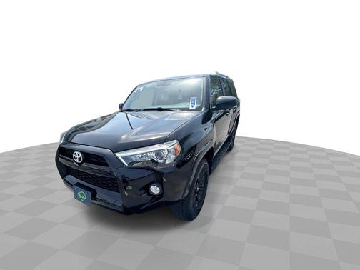 Midnight Black Metallic 2018 Toyota 4Runner SR5 4WD (Natl)