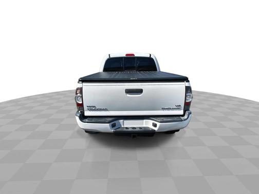 2013 Toyota Tacoma 2WD Double Cab LB V6 AT PreRunner (Natl)