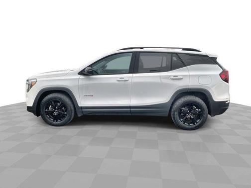 2022 GMC Terrain AT4