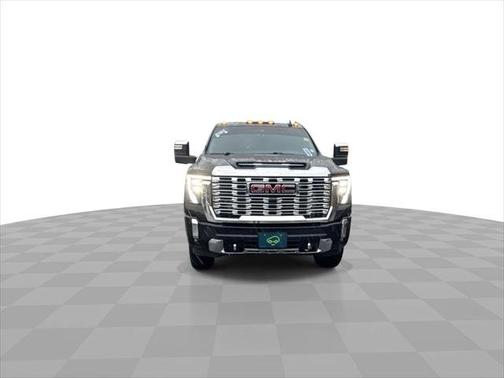 2024 GMC Sierra 2500 4WD Crew Cab 159" Denali