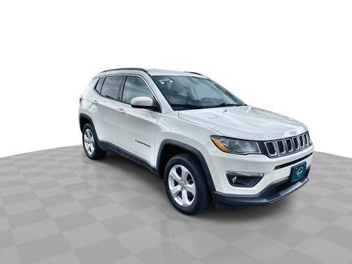 White Clearcoat 2019 Jeep Compass Latitude 4x4