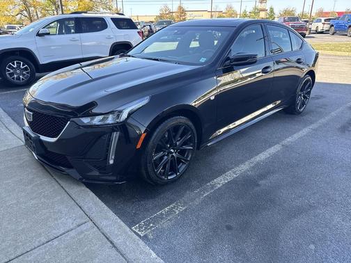 2023 Cadillac CT5 Sport