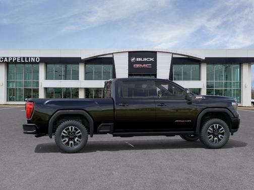 Onyx Black 2022 GMC Sierra 2500 AT4