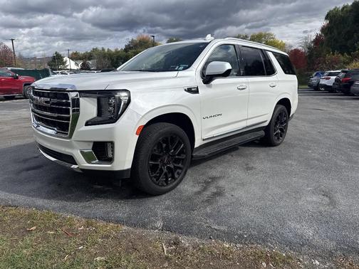 2022 GMC Yukon SLT