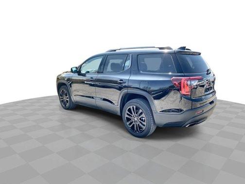2022 GMC Acadia SLT