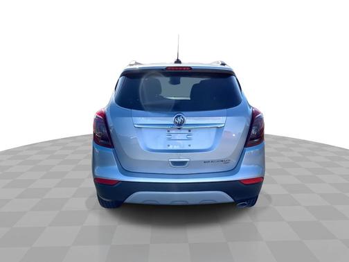 Quicksilver Metallic 2022 Buick Encore AWD 4dr Preferred