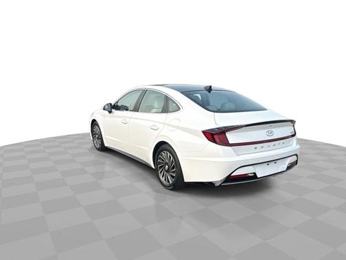2022 Hyundai SONATA Hybrid Limited