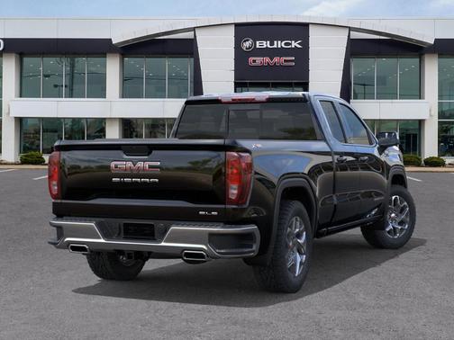 2026 GMC Sierra 1500 4WD Double Cab 147" SLE