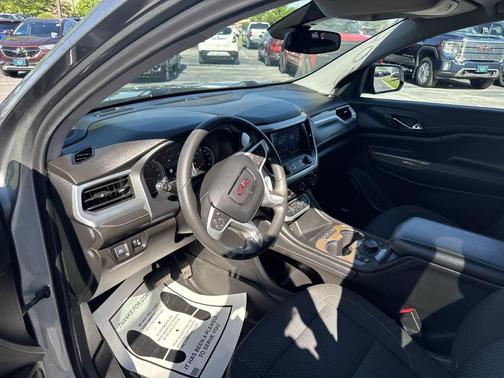 Sterling Metallic 2023 GMC Acadia AWD 4dr SLE