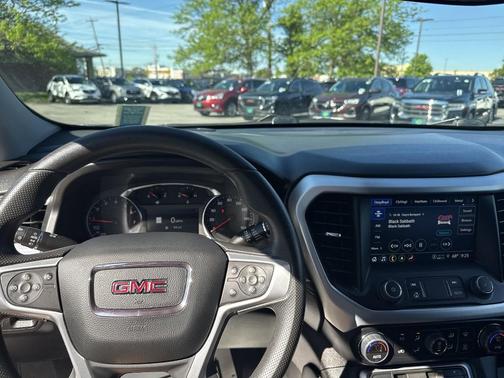 Sterling Metallic 2023 GMC Acadia AWD 4dr SLE