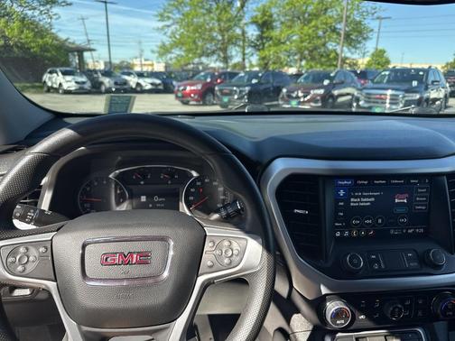 Sterling Metallic 2023 GMC Acadia AWD 4dr SLE