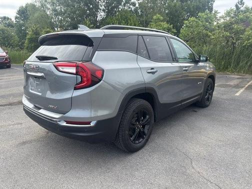 2023 GMC Terrain AT4