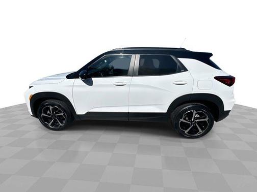 Summit White 2023 Chevrolet Trailblazer FWD 4dr RS