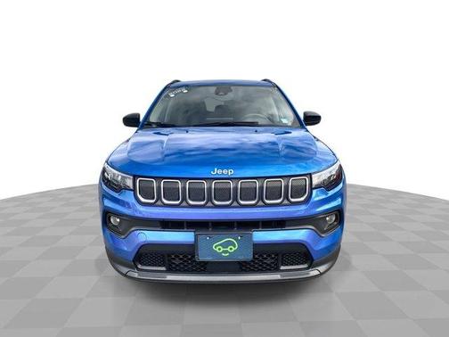 2022 Jeep Compass Latitude Lux