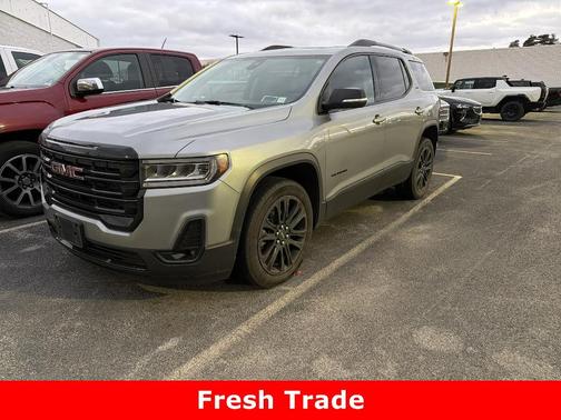 2023 GMC Acadia SLT