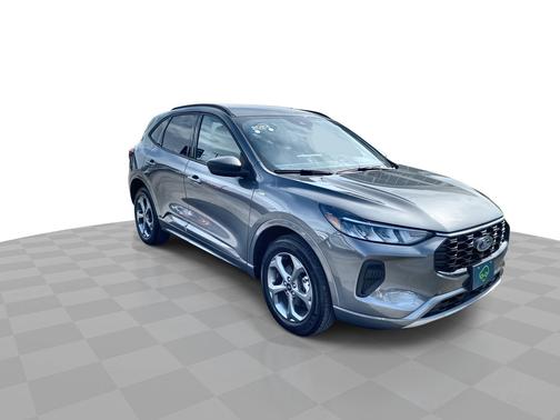 Carbonized Gray Metallic 2023 Ford Escape ST-Line AWD