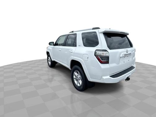Super White 2021 Toyota 4Runner SR5 4WD (Natl)