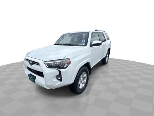 Super White 2021 Toyota 4Runner SR5 4WD (Natl)