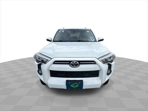 Super White 2021 Toyota 4Runner SR5 4WD (Natl)