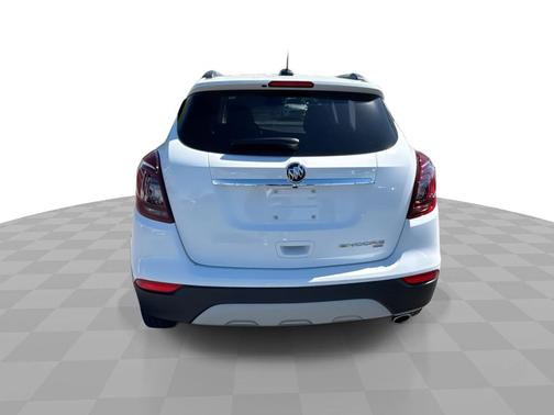Summit White 2022 Buick Encore AWD 4dr Preferred