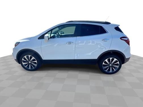 Summit White 2022 Buick Encore AWD 4dr Preferred