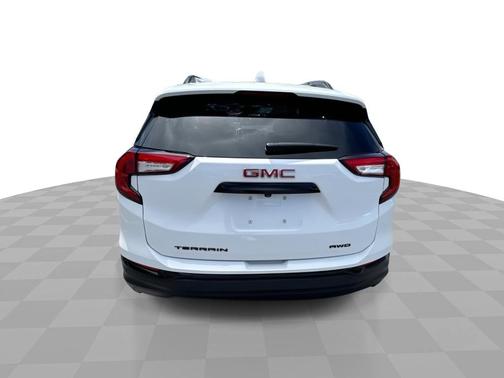 Summit White 2024 GMC Terrain AWD 4dr SLT