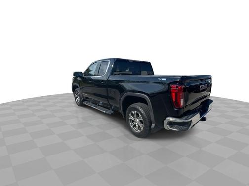 Onyx Black 2020 GMC Sierra 1500 4WD Double Cab 147" SLE