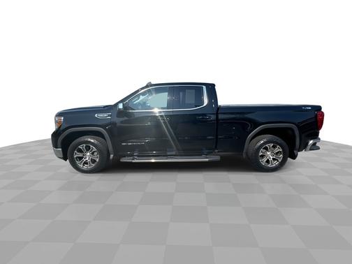 Onyx Black 2020 GMC Sierra 1500 4WD Double Cab 147" SLE