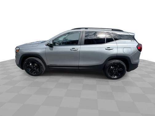 Sterling Metallic 2023 GMC Terrain AWD 4dr SLE