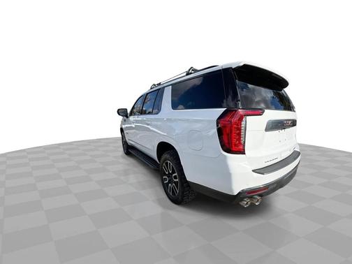 2022 GMC Yukon XL AT4