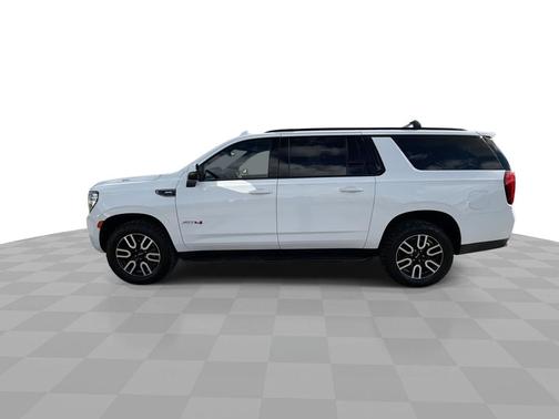 2022 GMC Yukon XL AT4