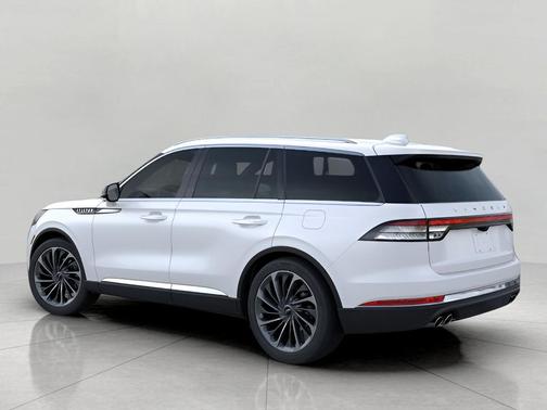 Pristine White Metallic Tri-Coat 2026 Lincoln Aviator Reserve AWD