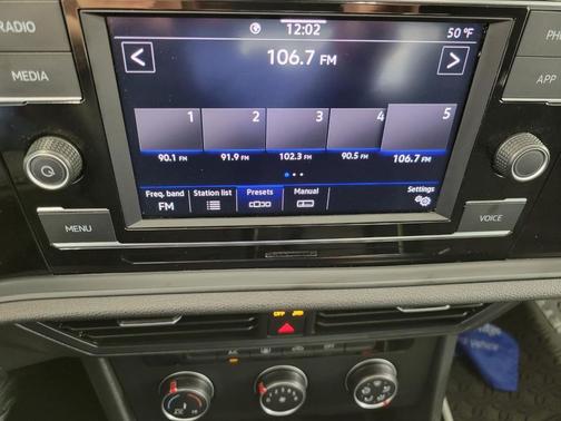 Rising Blue Metallic 2023 Volkswagen Jetta 1.5T Sport