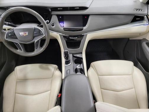 2019 Cadillac XT5 Premium Luxury