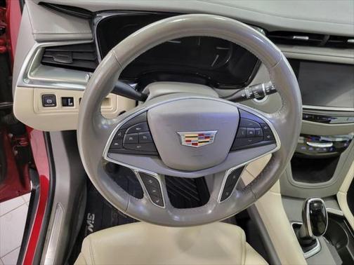 2019 Cadillac XT5 Premium Luxury