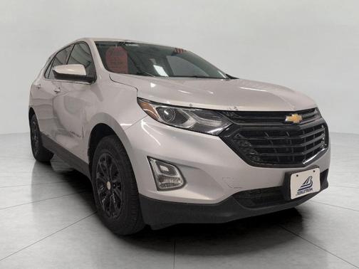 Silver Ice Metallic 2019 Chevrolet Equinox 1LT