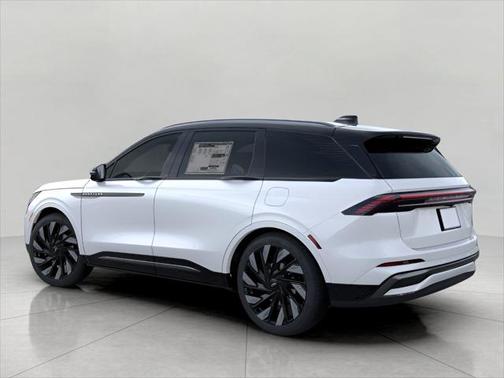 2025 Lincoln Nautilus Reserve